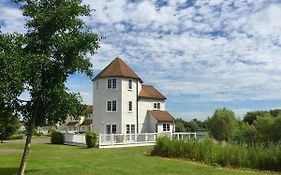 Windrush Turret Lodge